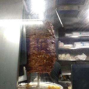 Meet your Posher, Ray